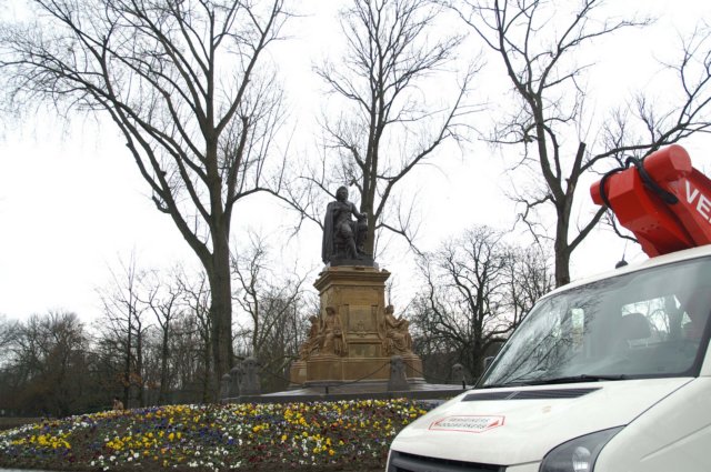 onthulling_standbeeld-joost-van-den-vondel_amsterdam-groot-beeld